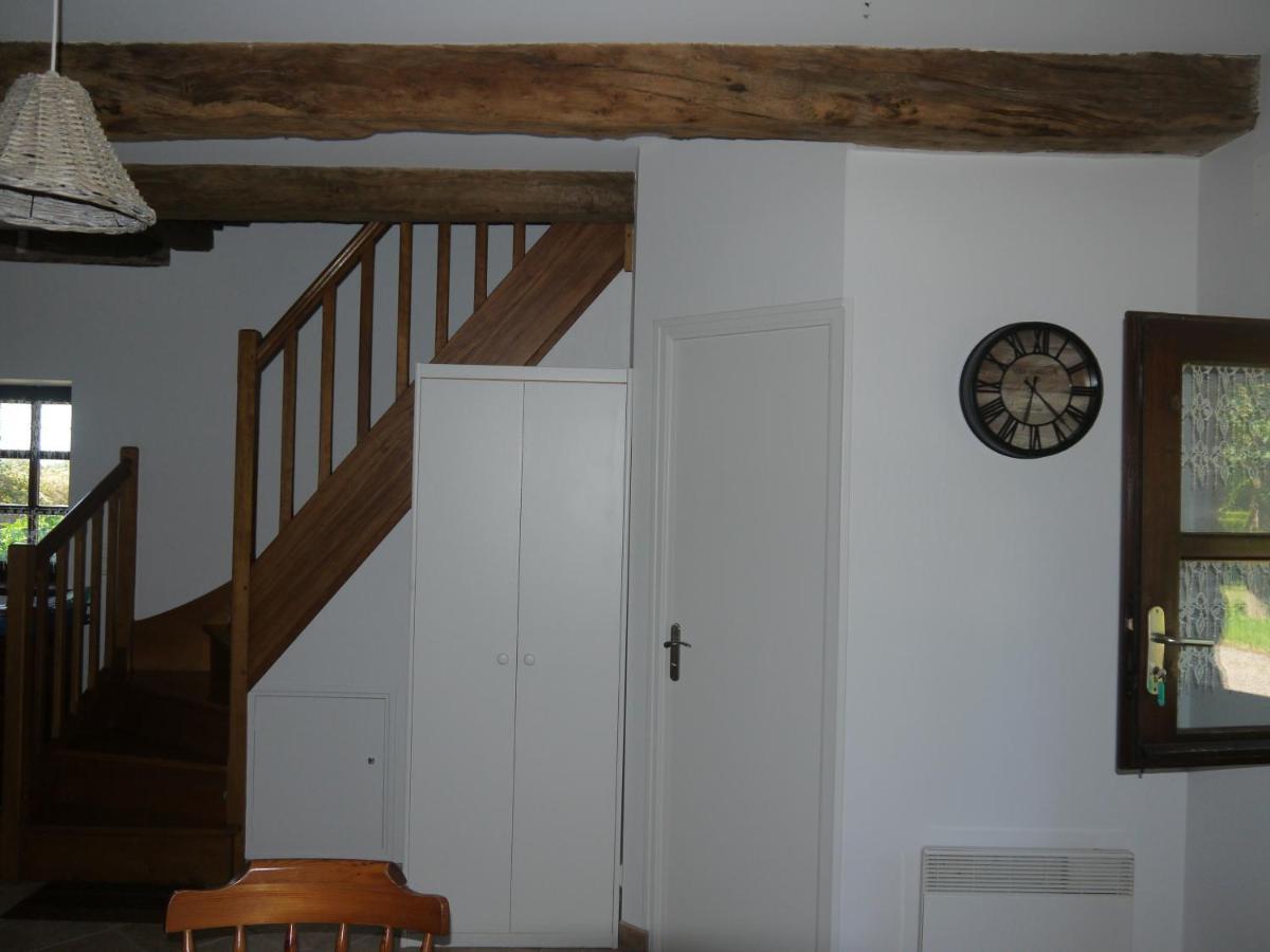 Gite Les Sageais Hotel Baguer-Morvan Buitenkant foto